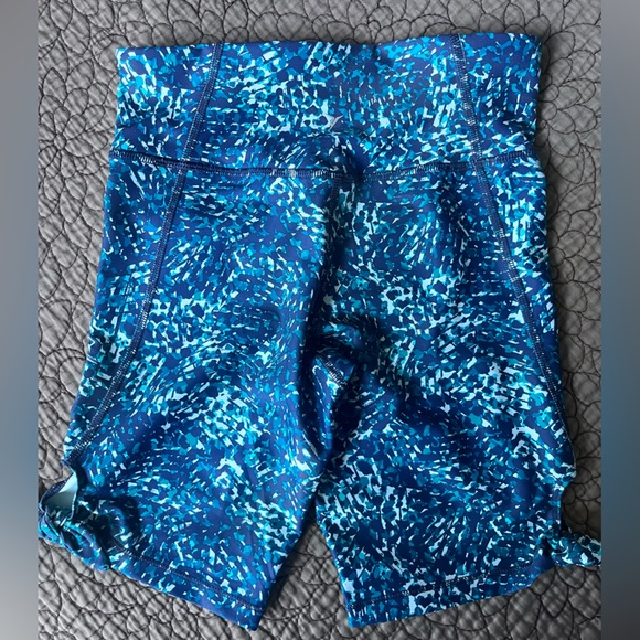 DISCOUNTED SHIPPING 📦 GIRLS Old Navy athletic shorts - Picture 3 of 4